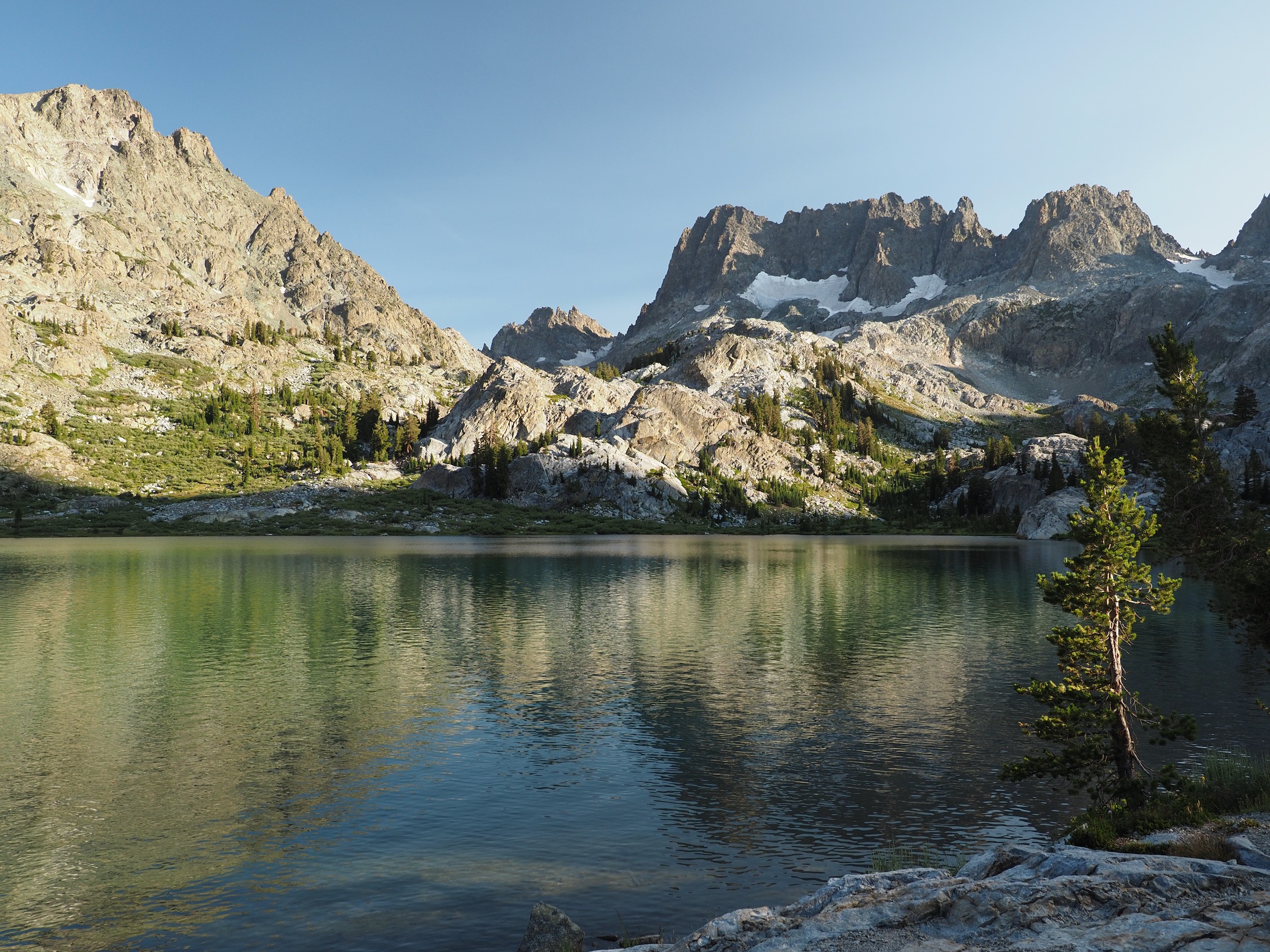 Ediza lake outlet trail